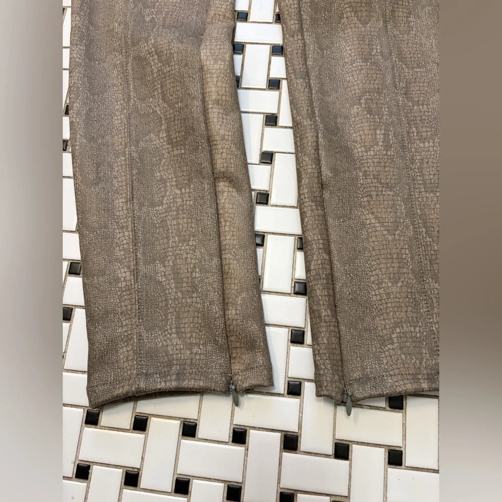 Anthropologie Brown Skinny Jeans - Picture 3 of 7